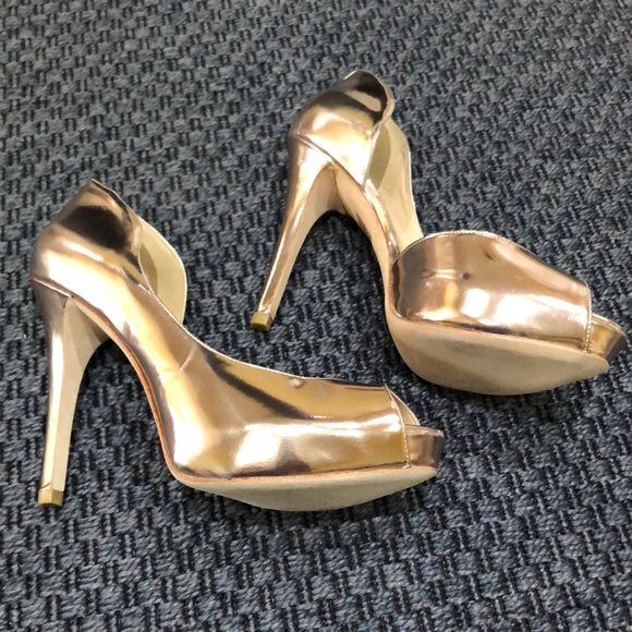 Guess * Bronze Platform D’Orsay Stilettos * Size 9 - Picture 4 of 5